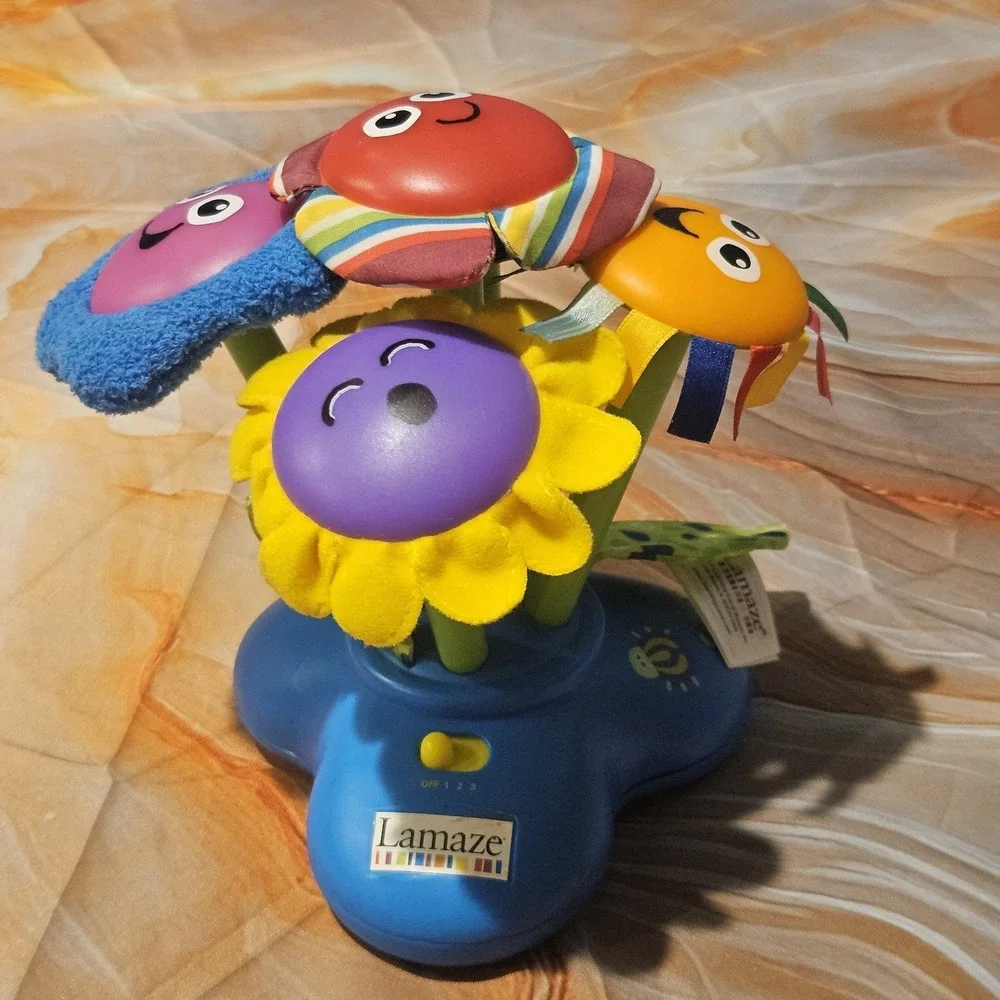 Vintage 2005 Lamaze Soft Chime Garden Light Up  SensoryMusical Flower Baby Toy